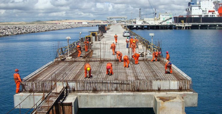 FOTO OBRA - PORTO DO PECEM - MARQUISE INFRAESTRUTURA