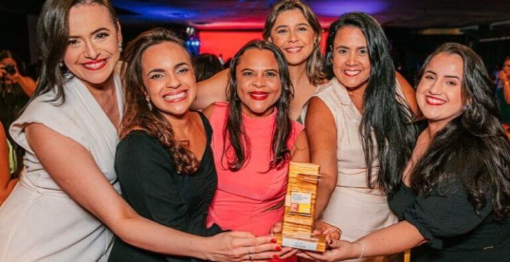 representantes-das-empresas-768x587